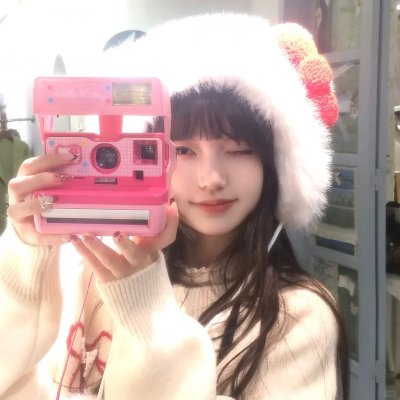客厅里的松永先生海报