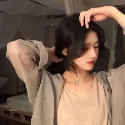 新闻女王2海报